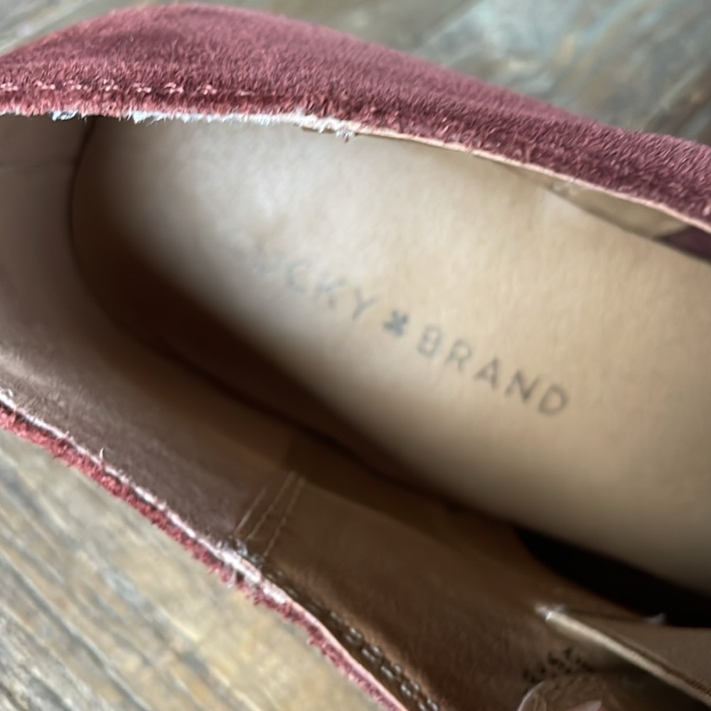Lucky Brand Kimberly maroon suede bootie EUC size 40 - Picture 8 of 10